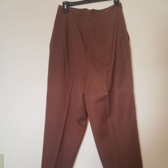 Vintage Atrium Brown Suit - Picture 6 of 8